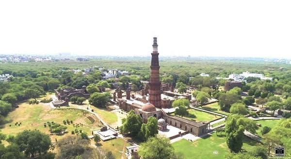 Red Fort, Qutub Minar shut amid surge in Covid cases