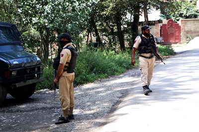 Terrorist killed in Kulgam encounter, policeman injured: J&K Police